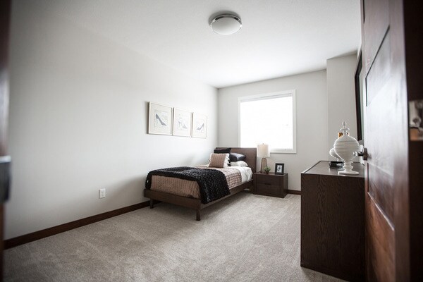 Photo - 2007 Pohorecky Crescent