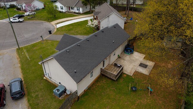 Photo - 2553 Hillingdon Dr