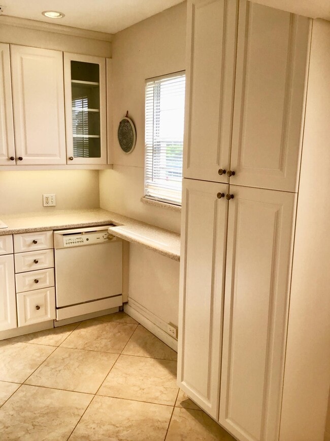 Photo - 336 Brighton H