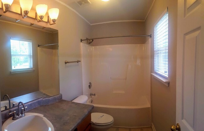 Building Photo - 3377 Weston Street Rental
