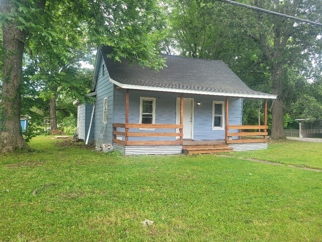 Photo - 301 E Olive St
