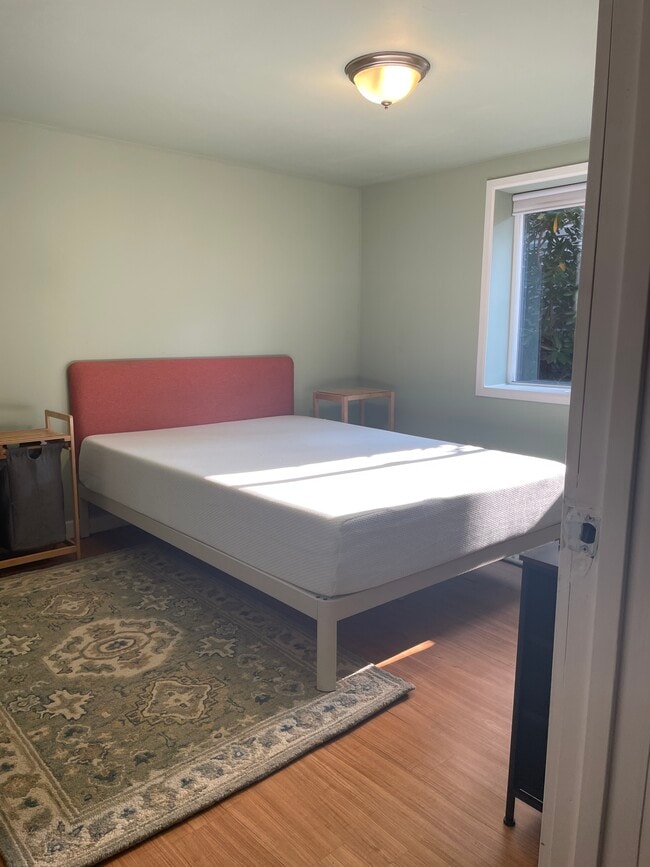 Photo - 2409 N 41st St Unit Wallingford apartment