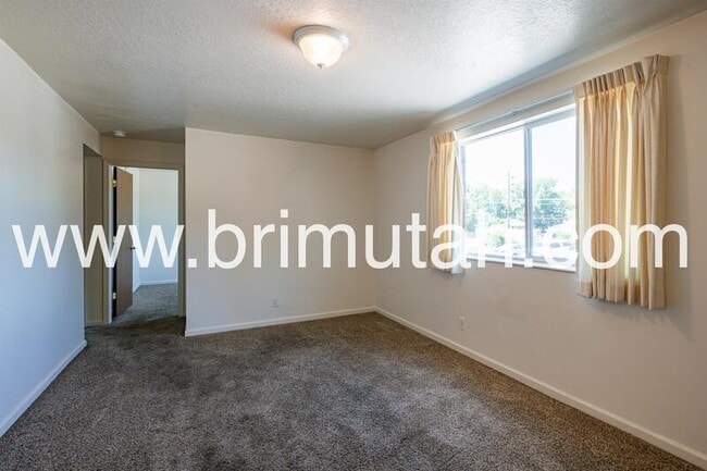 Photo - 4725 S 1300 E