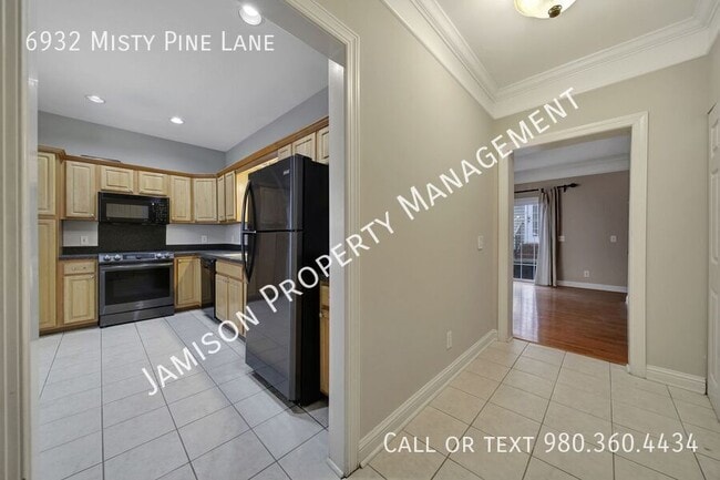 Photo - 6932 Misty Pine Ln
