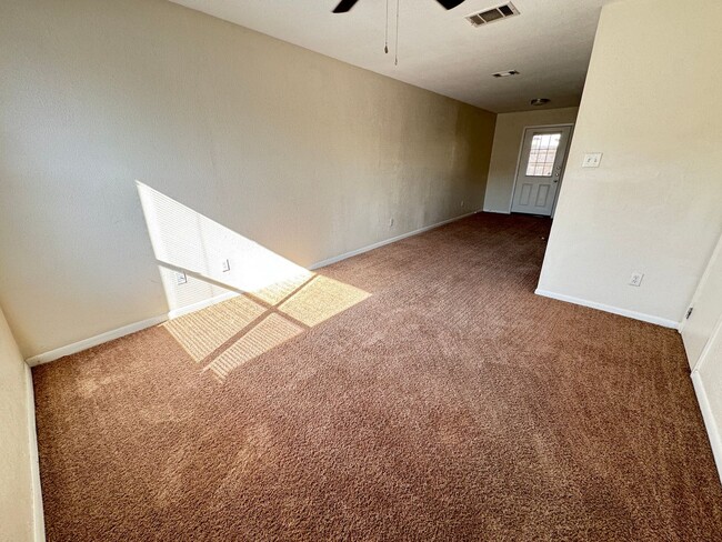 Photo - 1203 Monroe Loop Unit A