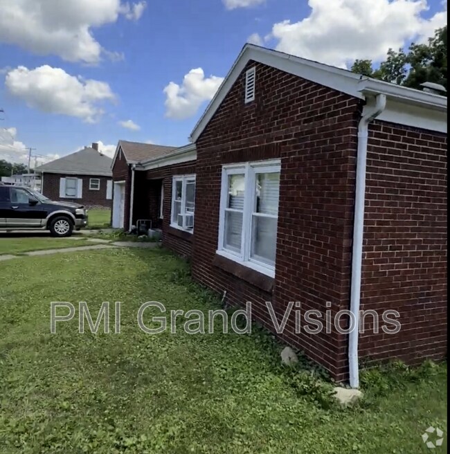Building Photo - 216 Andrew St Rental