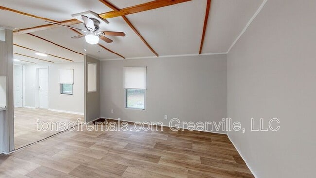 Photo - 311 Goldsmith Rd