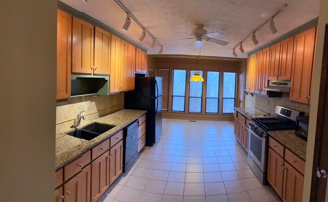 Photo - 5100 Forest Mist Dr SE