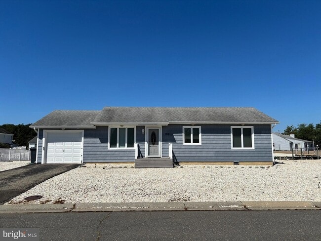 Building Photo - 156 Rodman Dr