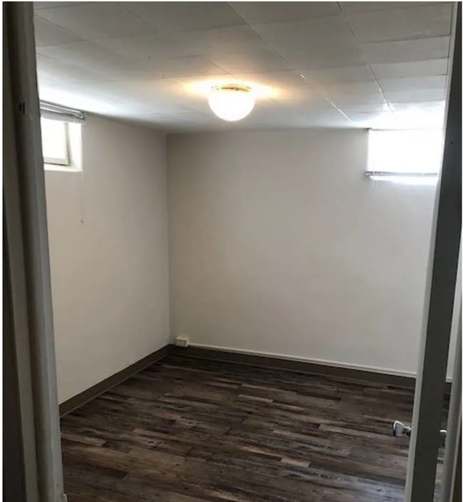 Photo - 605 Univerisity