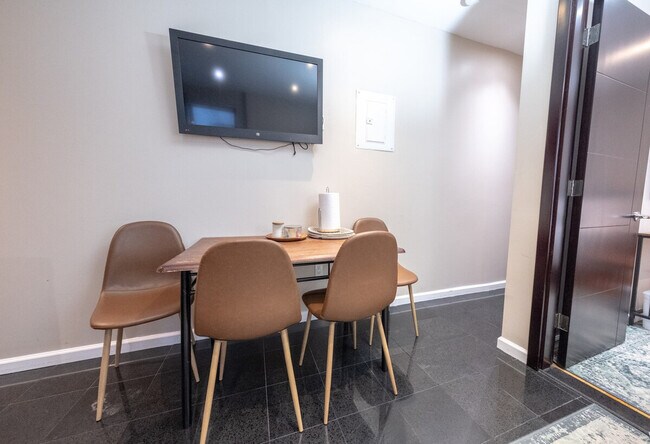 Photo - 5 W 101st St Unidad ID1032008P