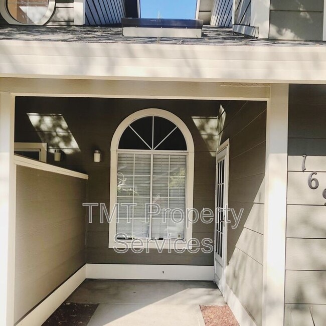 Building Photo - 169 Pierpoint Cir