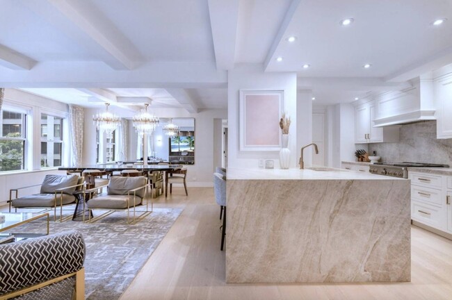 Photo - 433 W 34th St. Condo