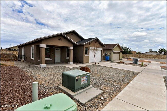 Building Photo - 872 Colbert Shapleigh Pl
