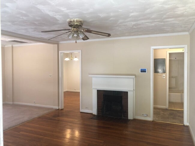 Photo - 2008 Rosemont Dr