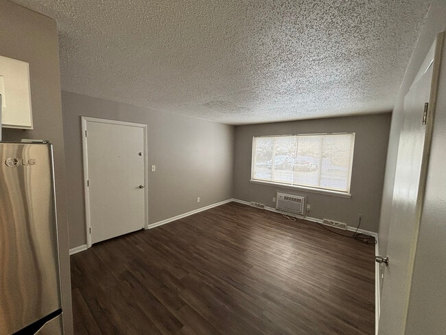 Photo - Robin's Nest Apartments