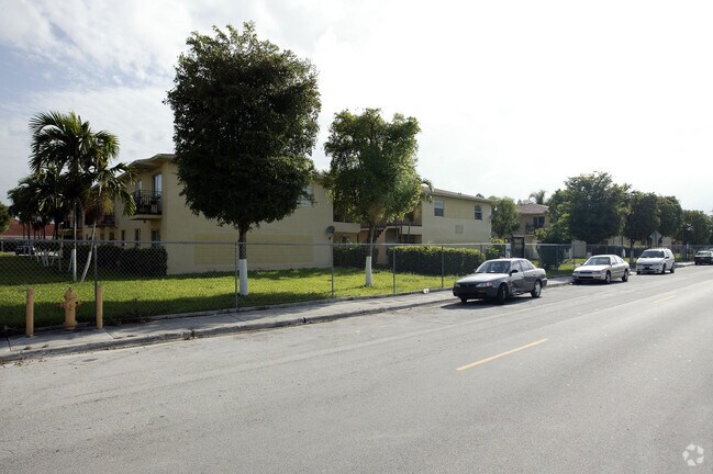 Photo - 1149-11501 NW 117th St