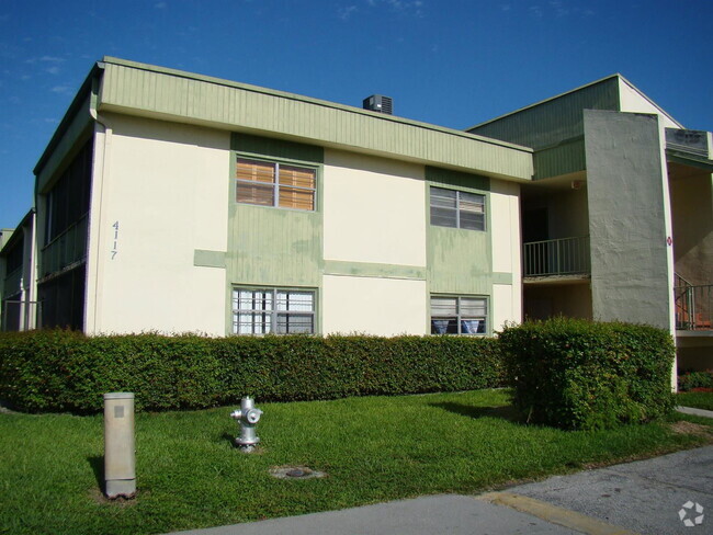 Building Photo - 4117 NW 88th Ave Unit 103 Rental