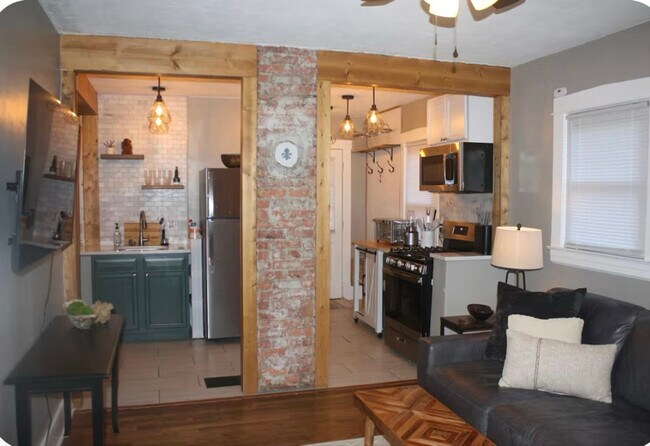 Photo - 651 Merwin Ave