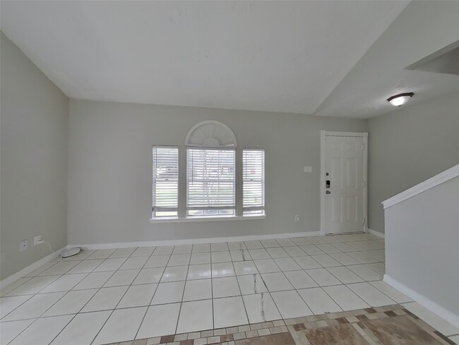 Photo - 19910 Faye Oaks Dr