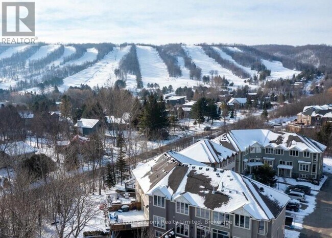 Photo - 224 Blueski George Crescent