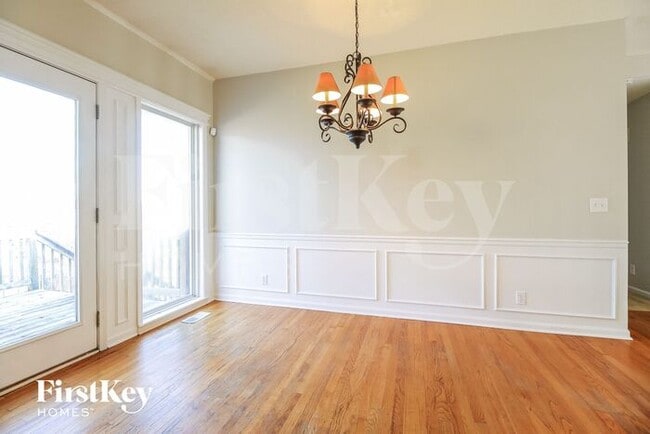 Photo - 11031 N McKinley Ave