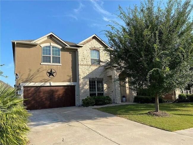 Photo - 113 Canyon Lake Ln