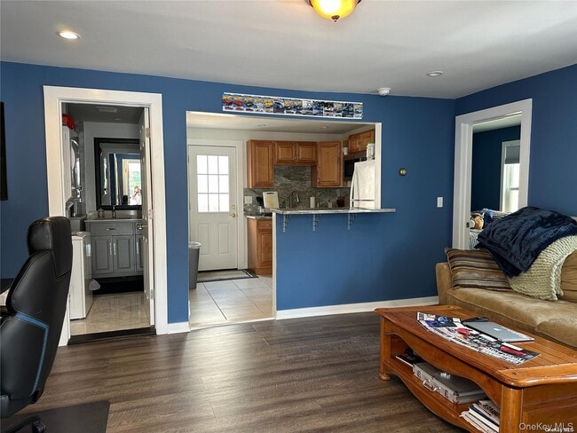 Photo - 239 Main St Unit B