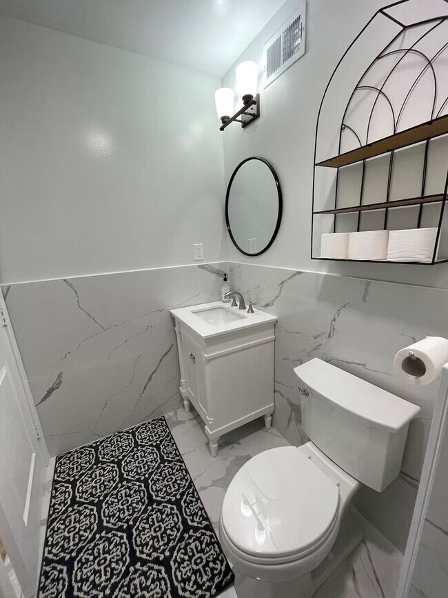 Photo - 3707 Spring Garden St Unidad 1F