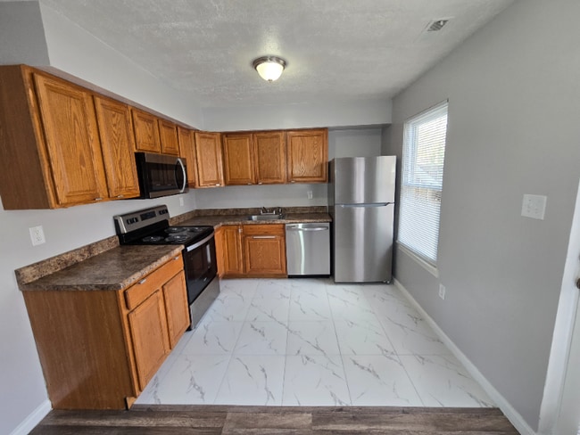 Photo - 5806 Folgate Ct