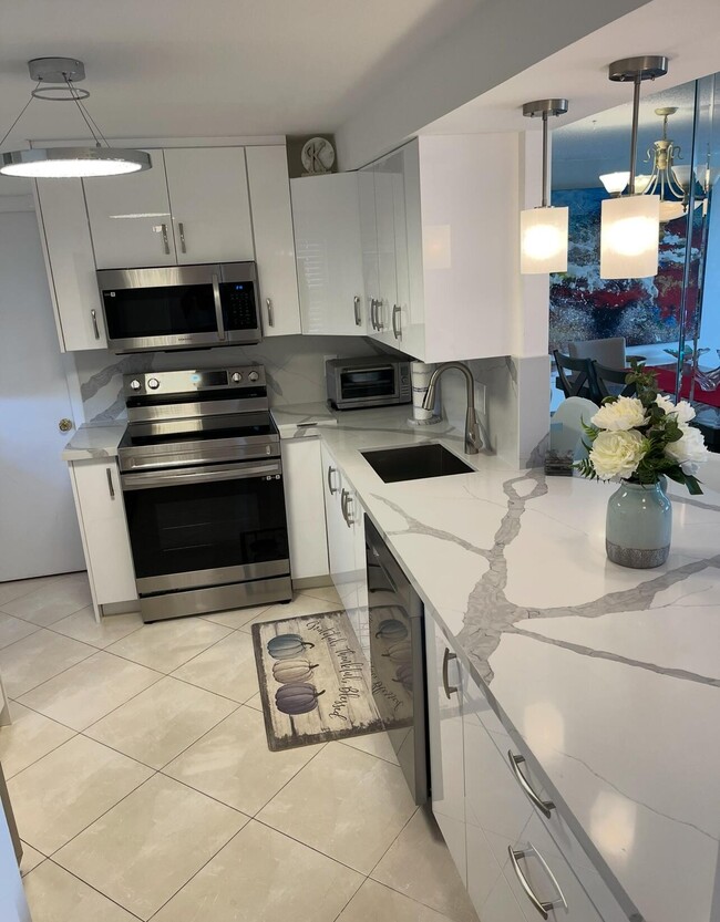 Photo - 5301 NW 2nd Ave Unidad Ph-G