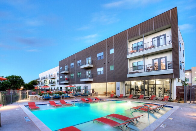 Photo - 27TwentySeven