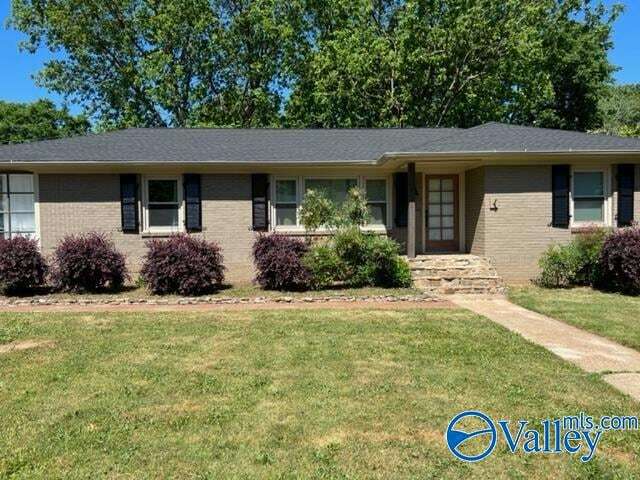 Building Photo - 713 Giles Dr NE Rental