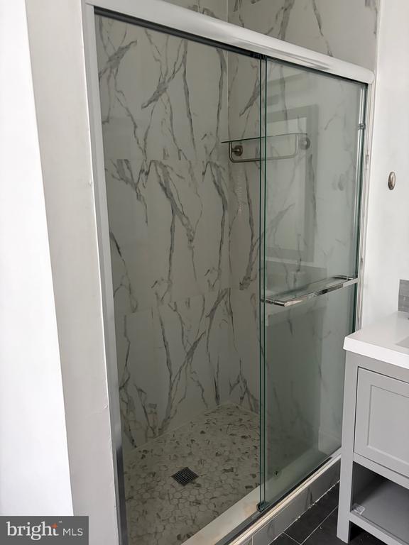 Photo - 2501 E Somerset St