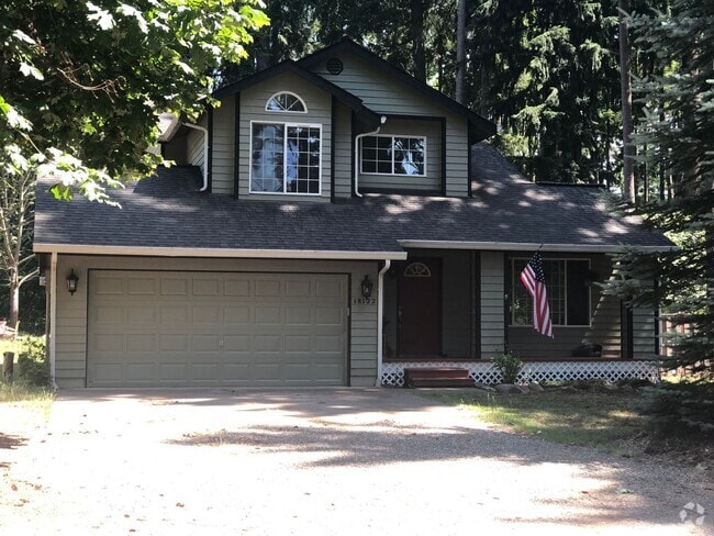 Building Photo - Welcome to Your Dream Home in the Lake Com...