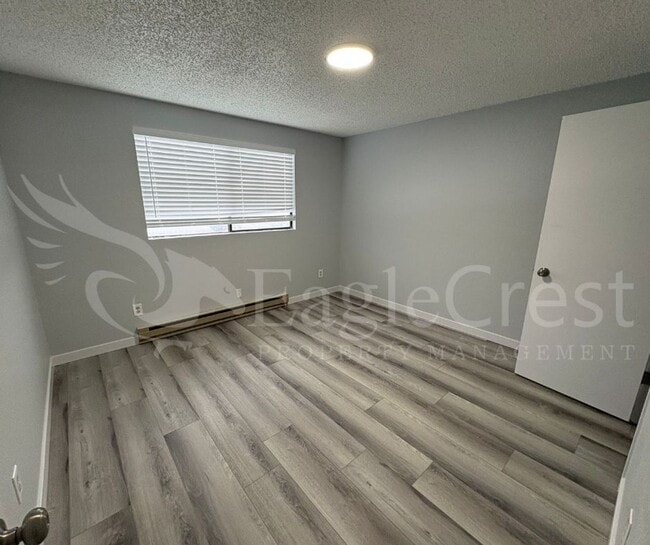 Photo - 320NEC Unit B