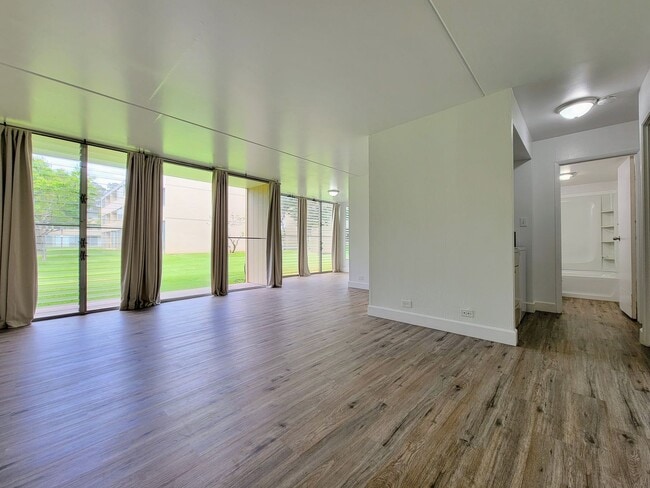 Building Photo - AVAILABLE | 2 Bedroom, 1 Bathroom, 1 Assig... Unit 126