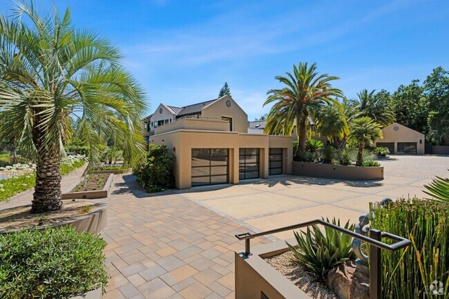 Building Photo - 2000 Atlas Peak Rd Rental