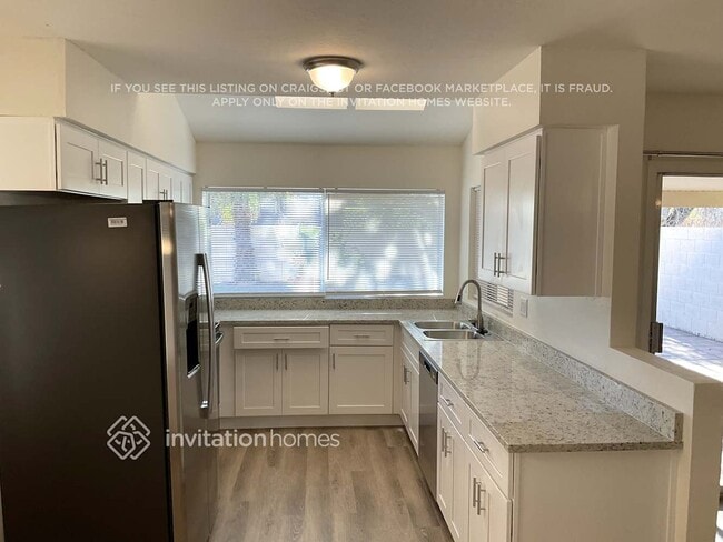 Photo - 9813 S 44th St