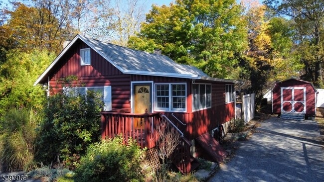 Photo - 215 Annisquam Rd