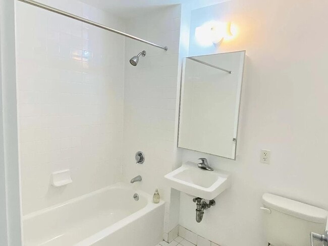 Photo - 1509 Bergen St
