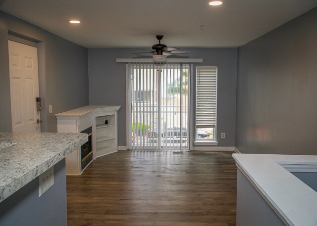 Photo - 544 Donatello Ave