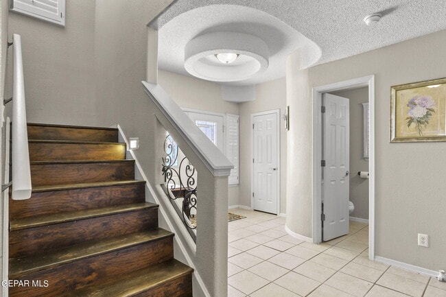 Photo - 5900 Anapaula Dr