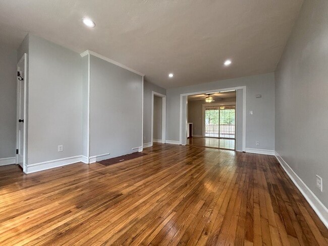 Photo - Get on over to Glendale!