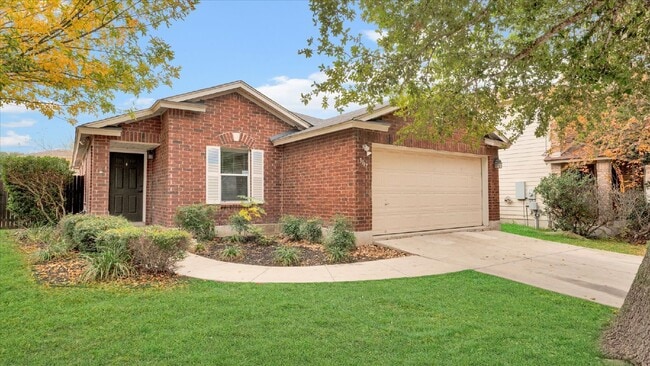 "Charming 3-Bedroom Home with 2 Full Baths in New Braunfels – 1,425 Sq Ft of Comfort on Cherokee ... - "Charming 3-Bedroom Home with 2 Full Baths in New Braunfels – 1,425 Sq Ft of Comfort on Cherokee ...