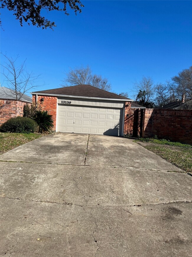 Photo - 13138 Newbrook Dr