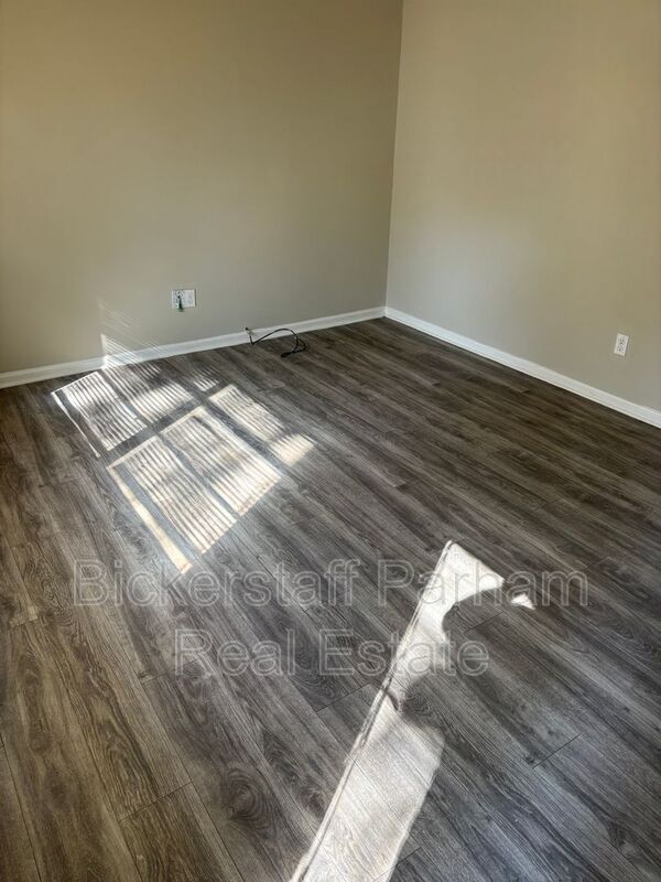 Photo - 1507 Celia Dr