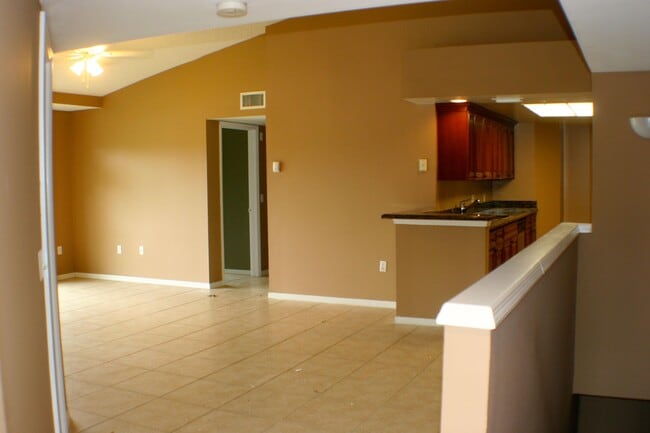 Photo - 4167 N Haverhill Rd Unit 1116