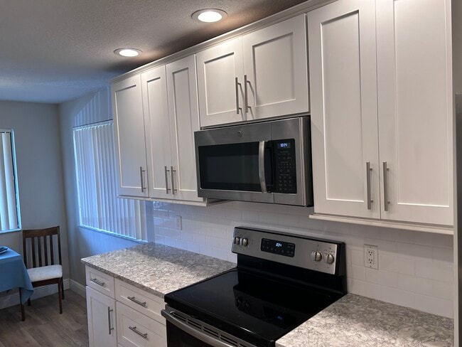 Kitchen - 8559 Pomelo Tree Ln