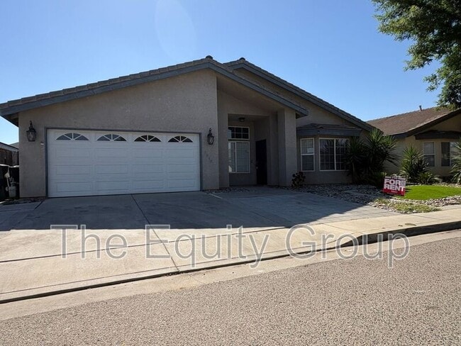 Building Photo - 1040 N Sumter Ct